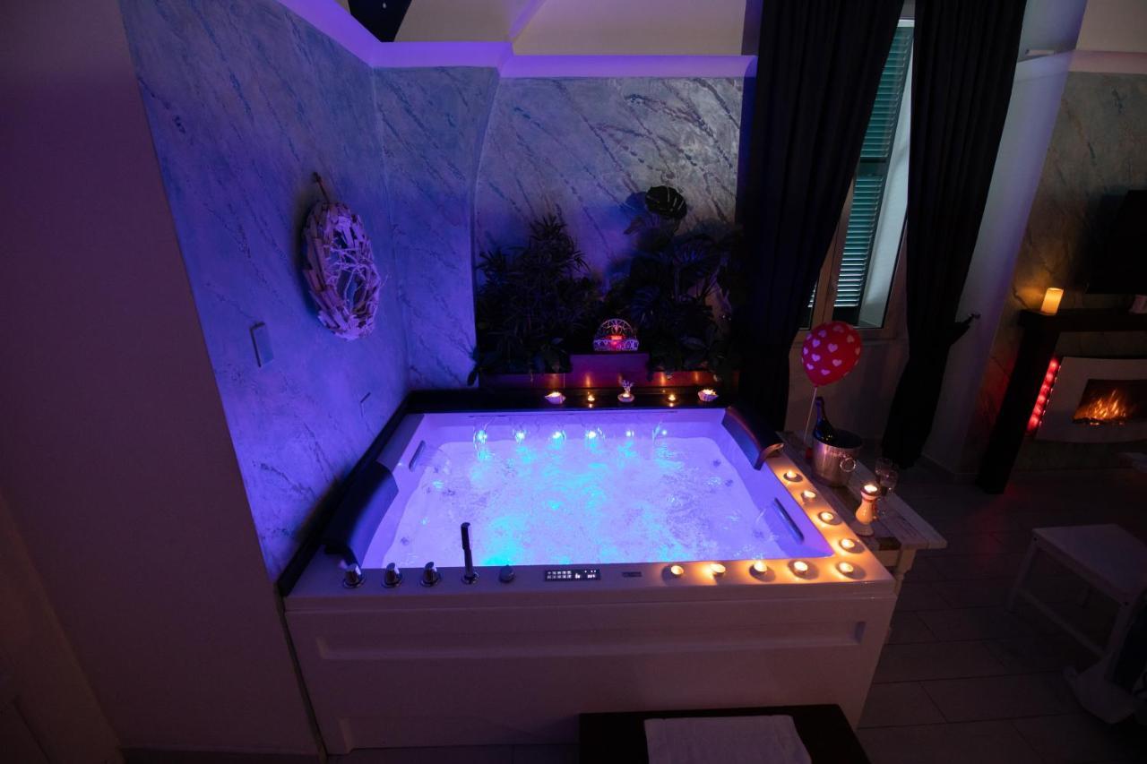 Stabiae Luxury Rooms Castellammare di Stabia Eksteriør bilde